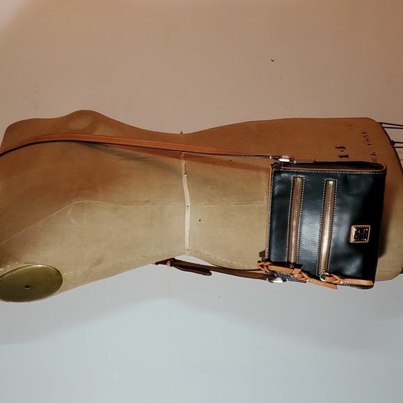 Dooney & Bourke Handbags - Dooney & Bourke Peyton Triple Zip Crossbody Purse Handcrafted Dust Bag